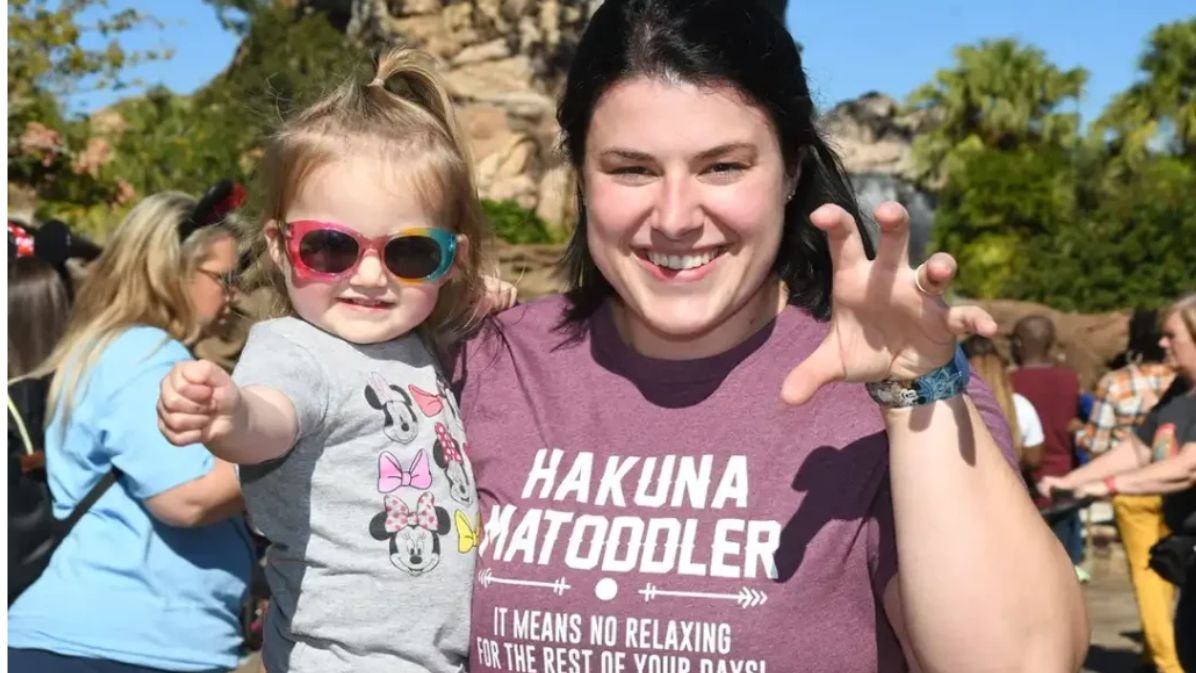 Rachel is visiting Disney with her Daughter